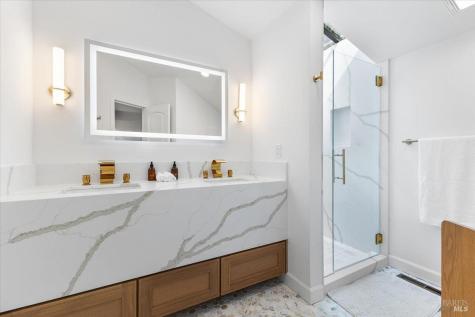 2656 Knob Hill Drive Santa Rosa CA 95404