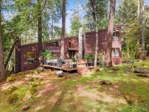 2656 Knob Hill Drive Santa Rosa CA 95404