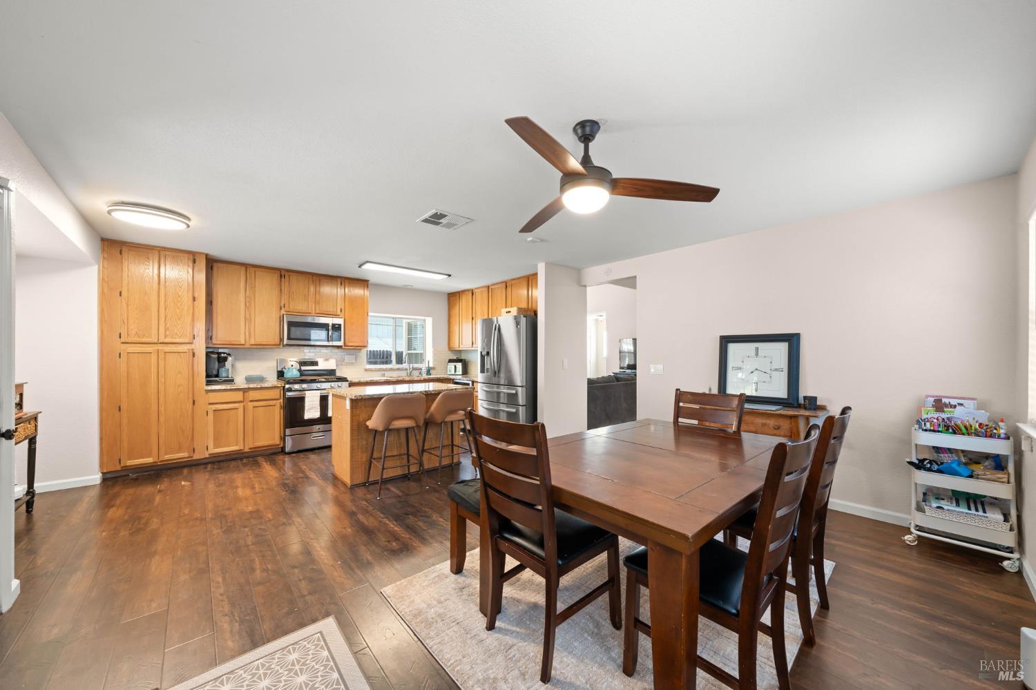 526 Regency Circle Vacaville CA 95687
