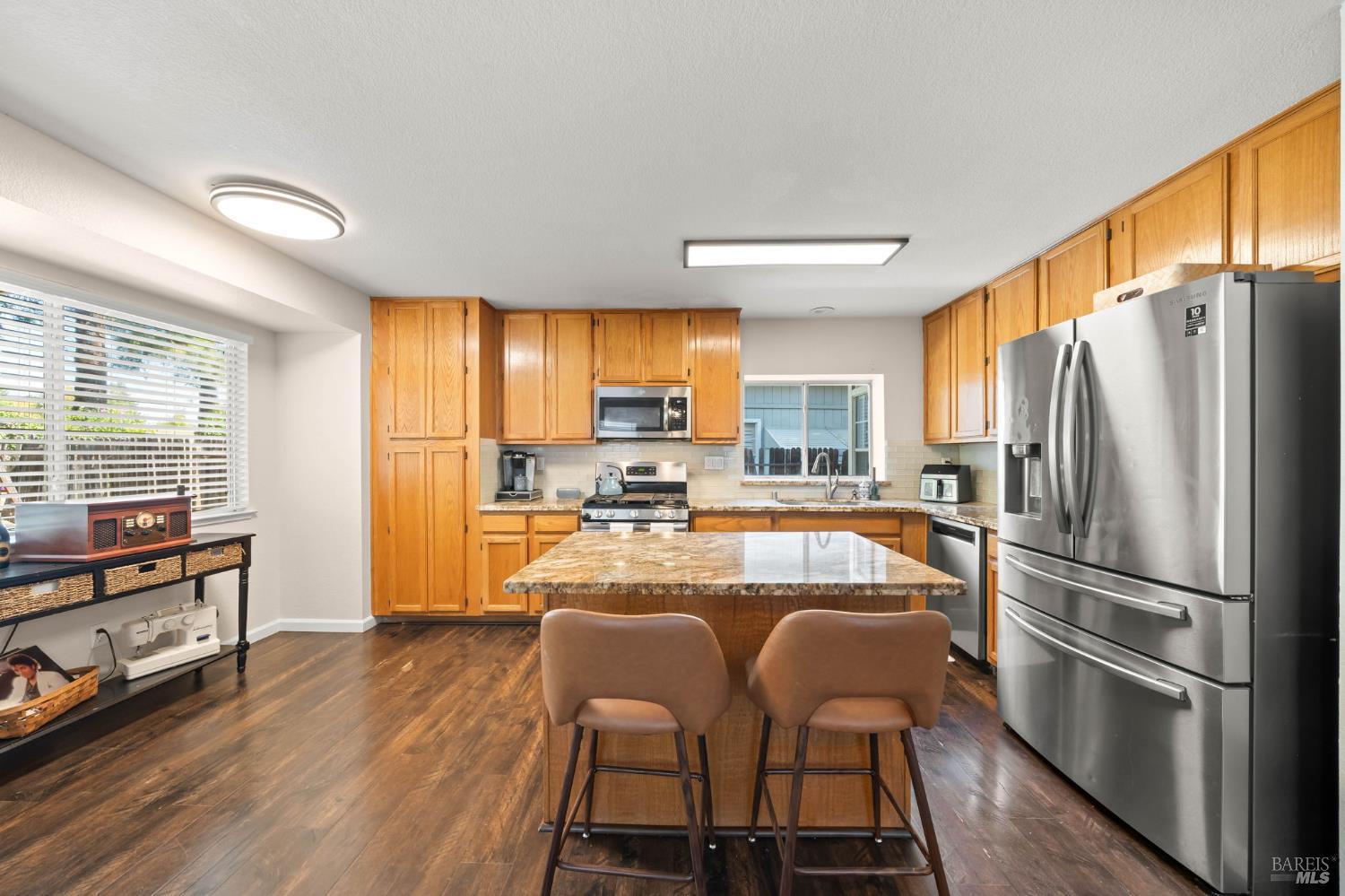 526 Regency Circle Vacaville CA 95687