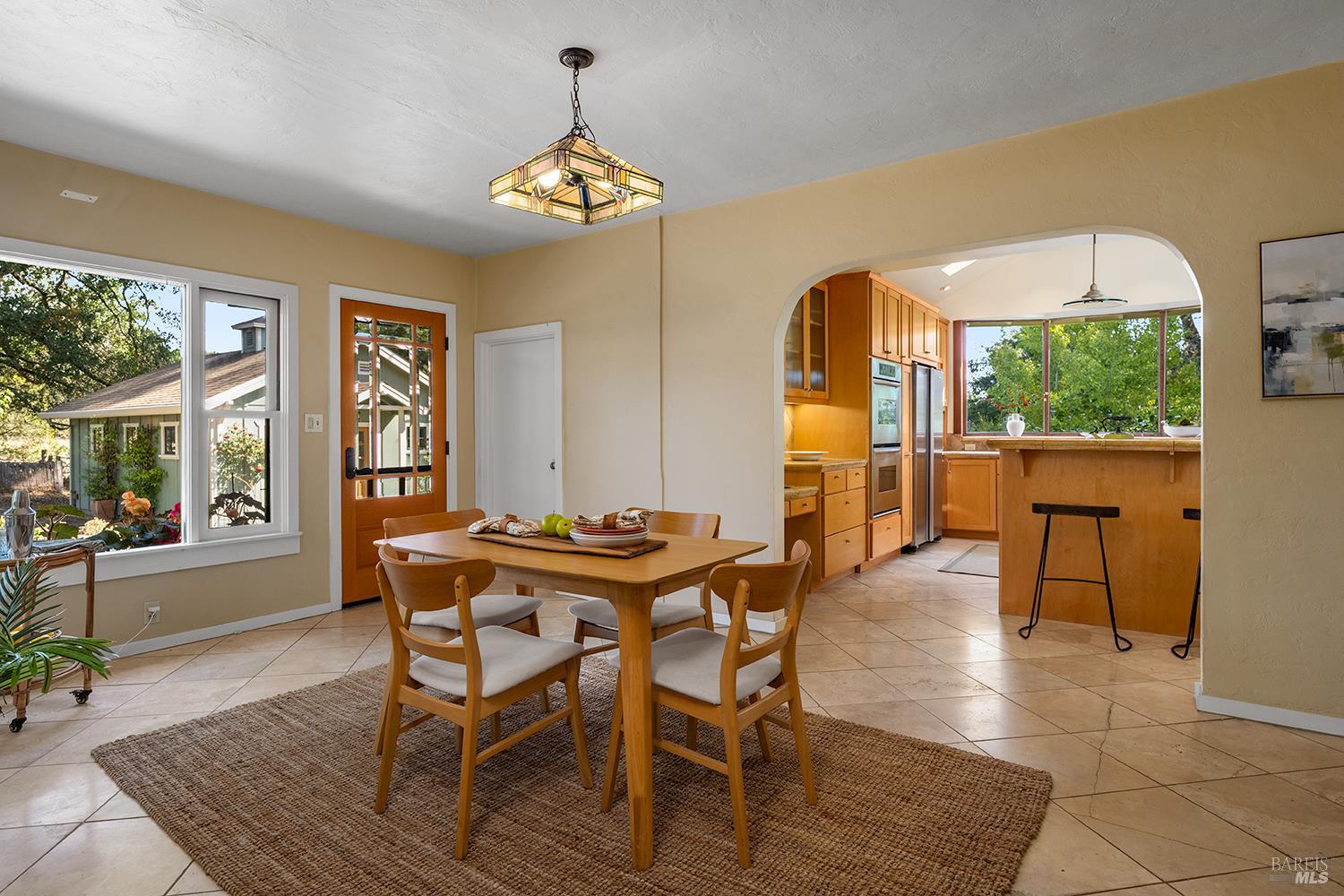 690 Palm Avenue Penngrove CA 94951