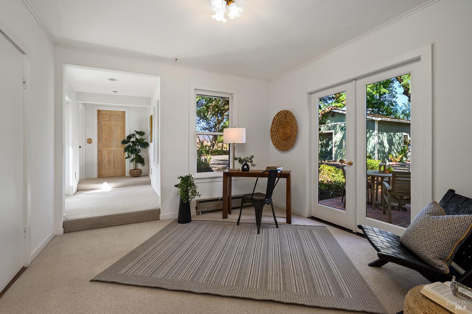 690 Palm Avenue Penngrove CA 94951