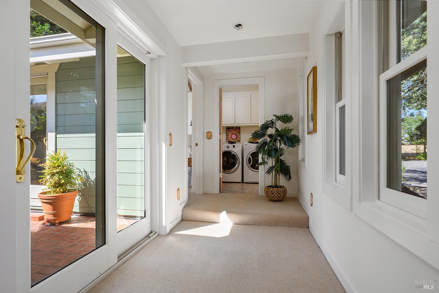 690 Palm Avenue Penngrove CA 94951