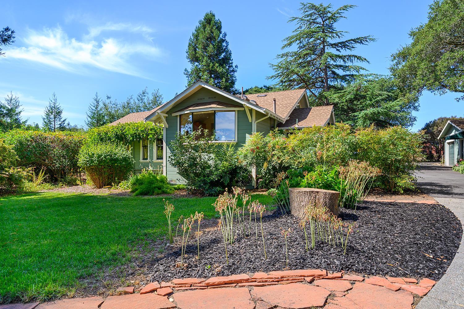 690 Palm Avenue Penngrove CA 94951