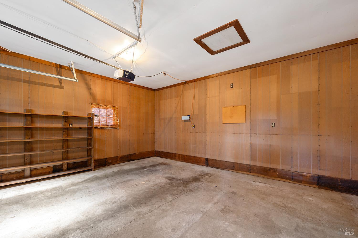 690 Palm Avenue Penngrove CA 94951