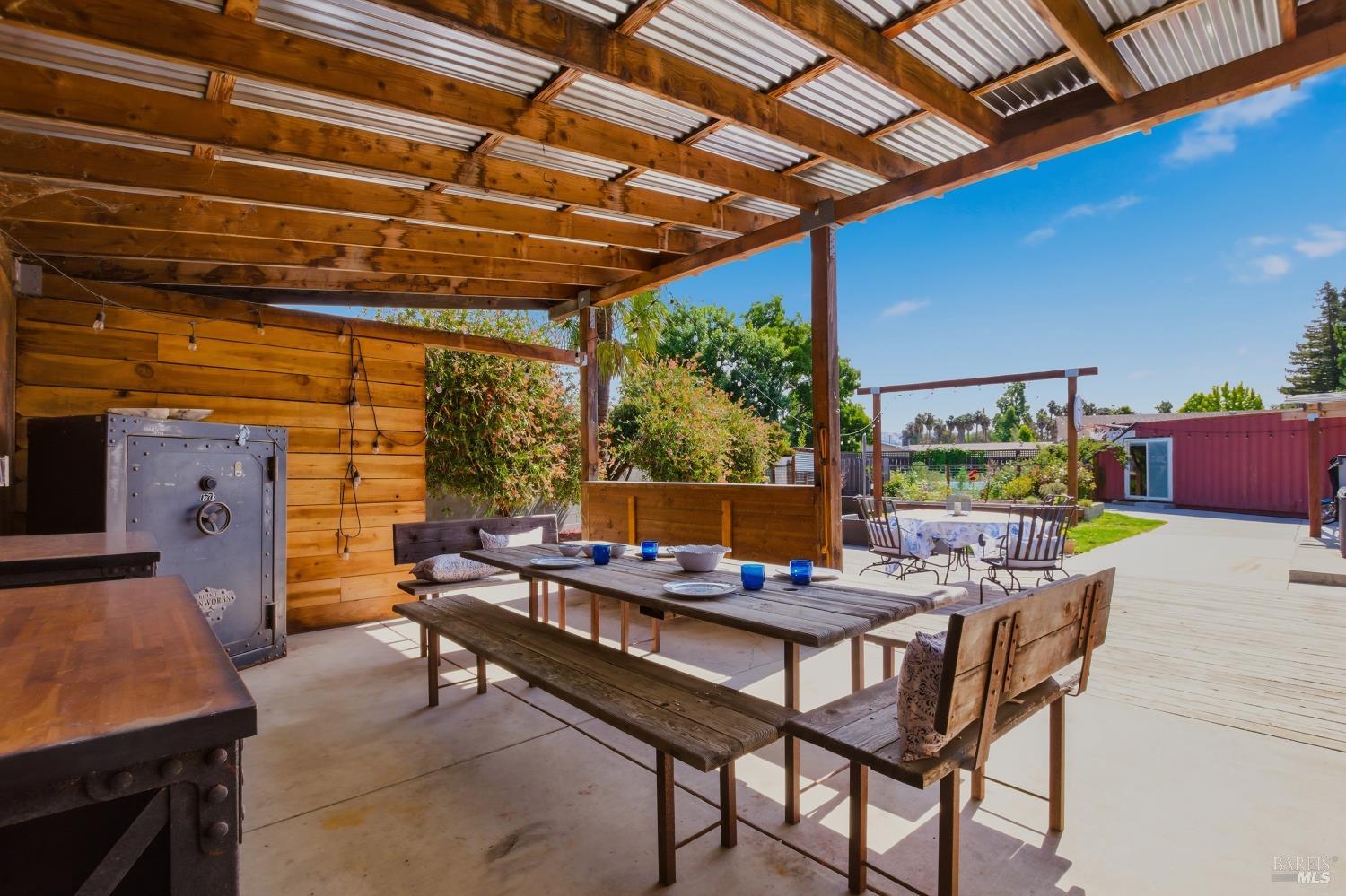 2720 Hilltop Drive Napa CA 94558