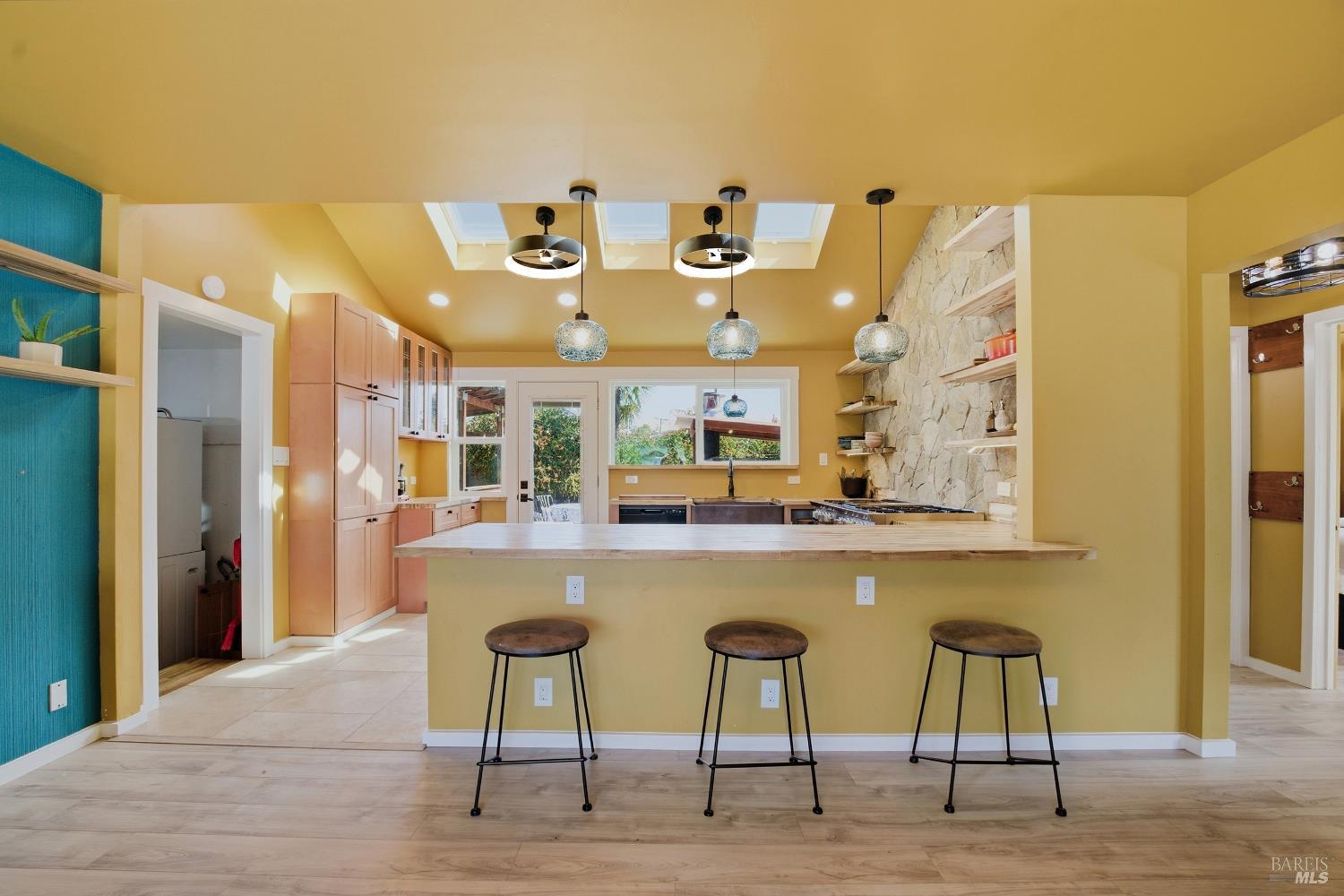 2720 Hilltop Drive Napa CA 94558