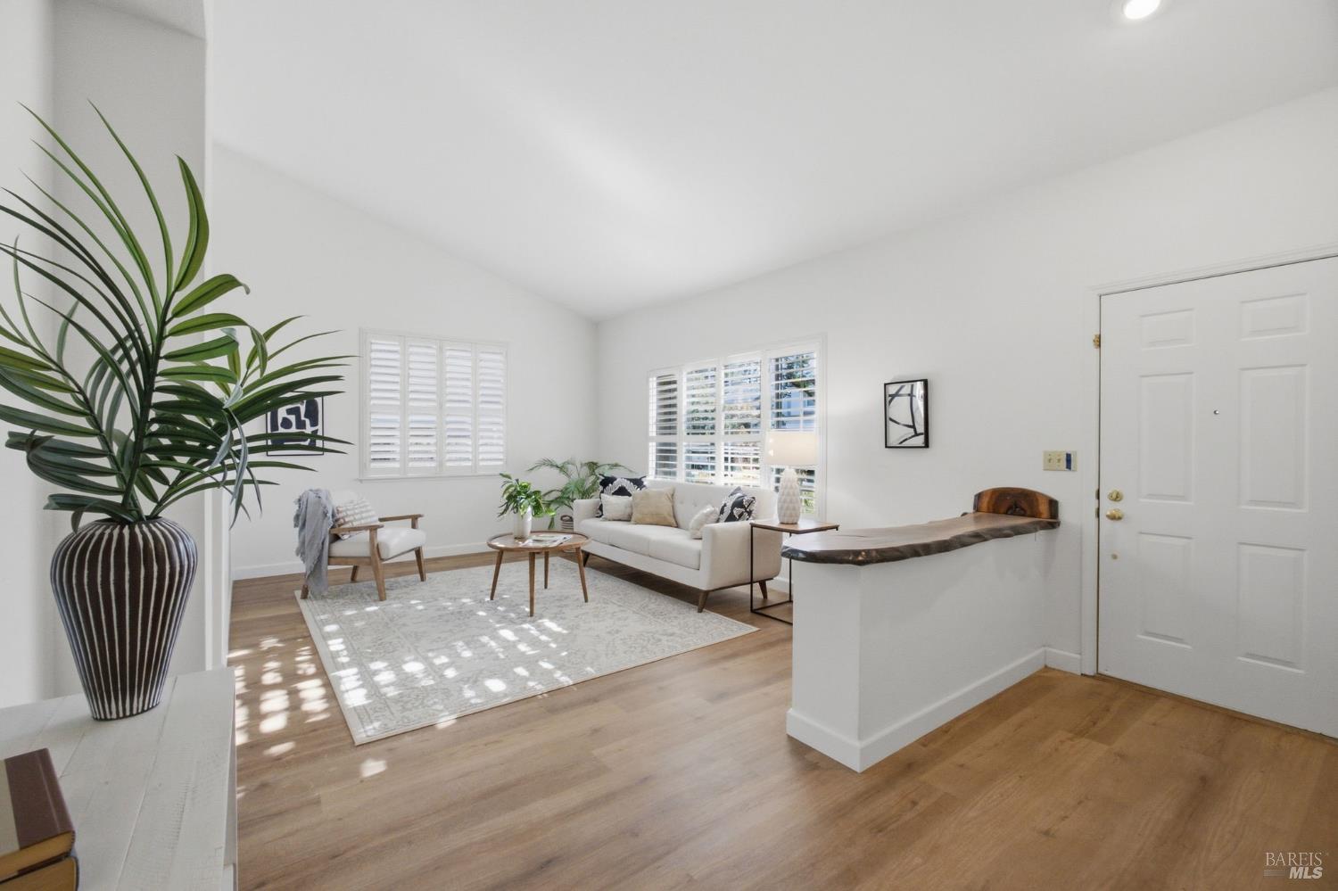 802 Monaghan Circle Vacaville CA 95688