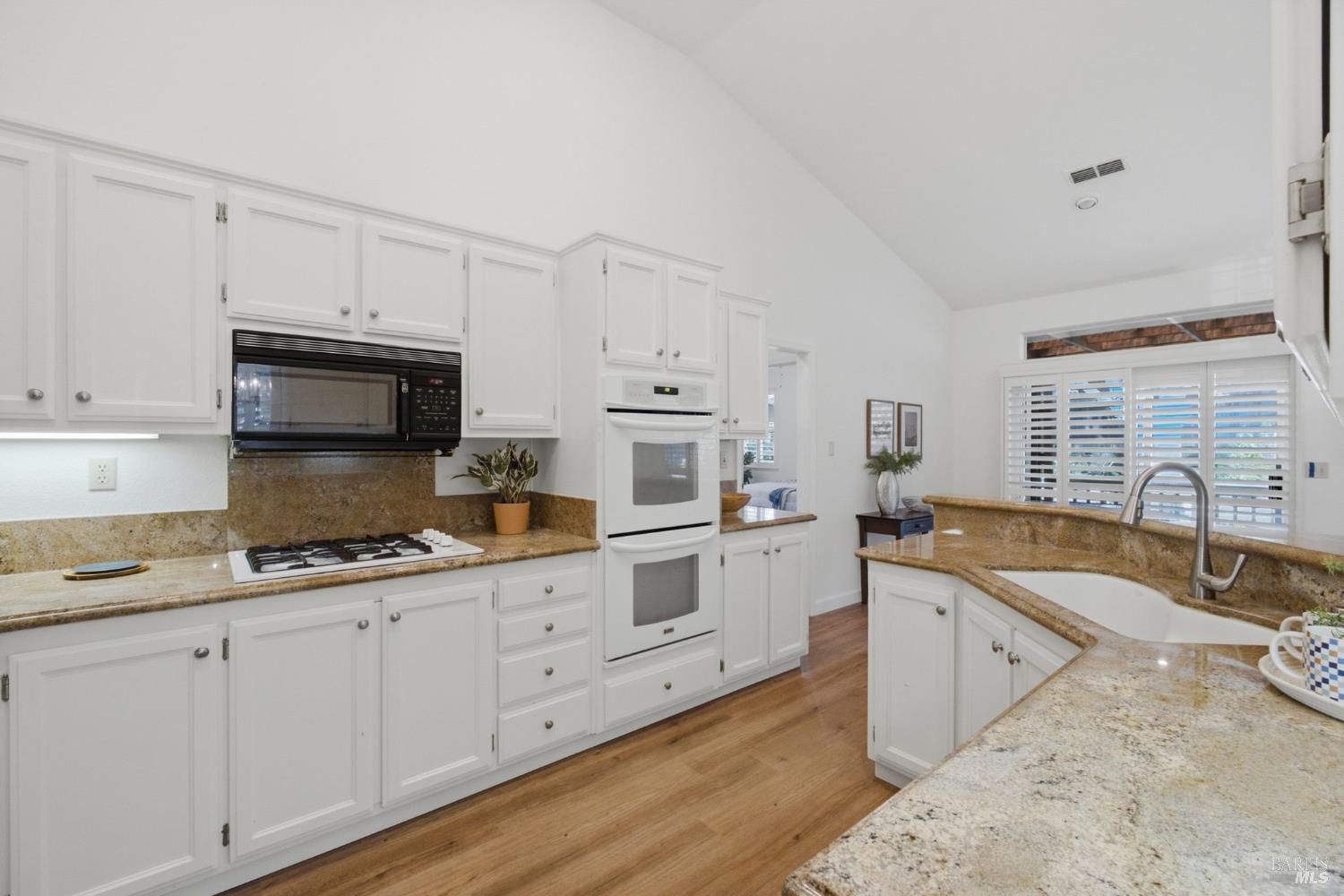 802 Monaghan Circle Vacaville CA 95688