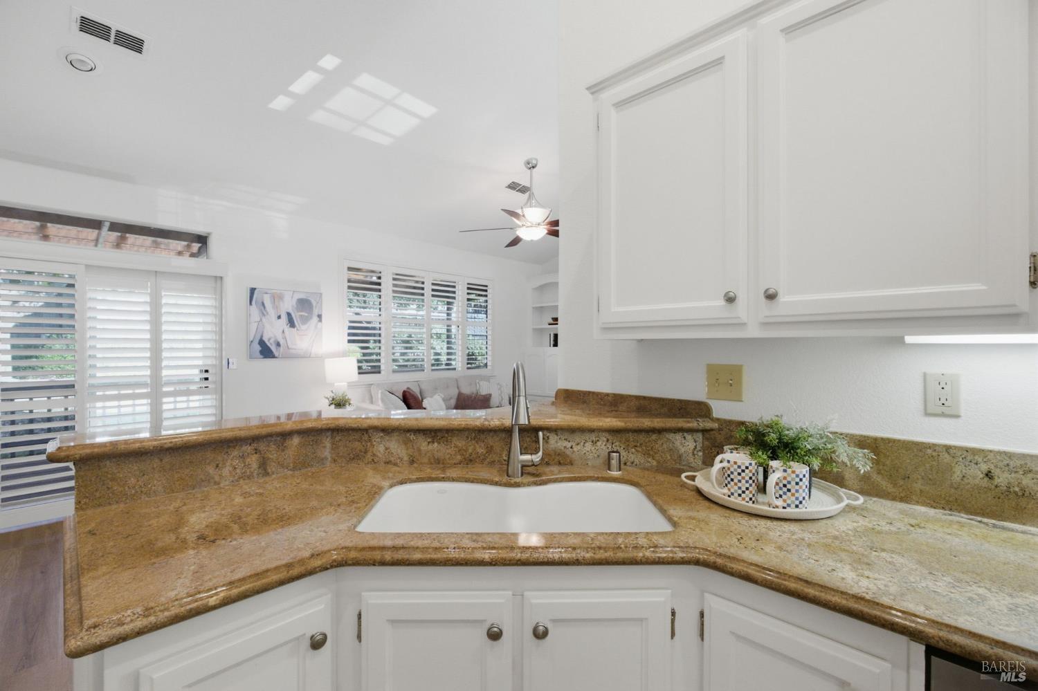 802 Monaghan Circle Vacaville CA 95688