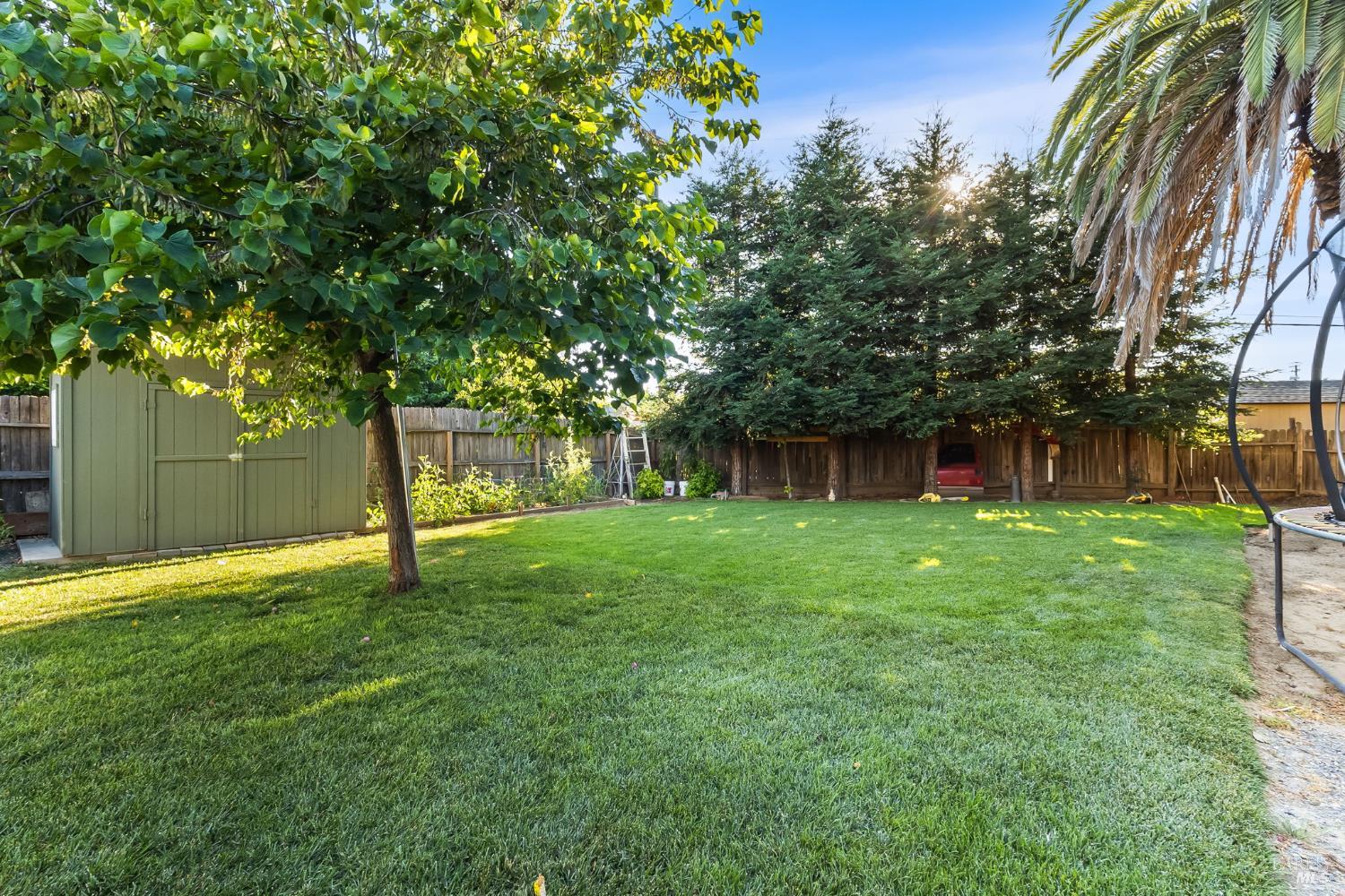 613 N Adams Street Dixon CA 95620