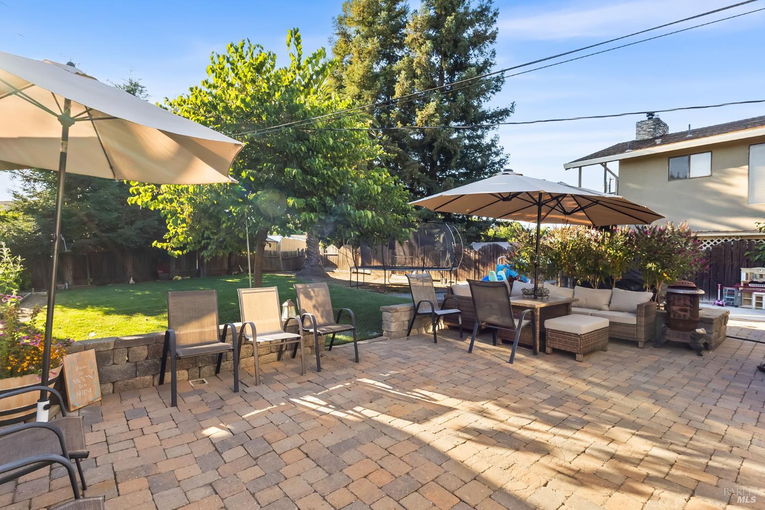 613 N Adams Street Dixon CA 95620