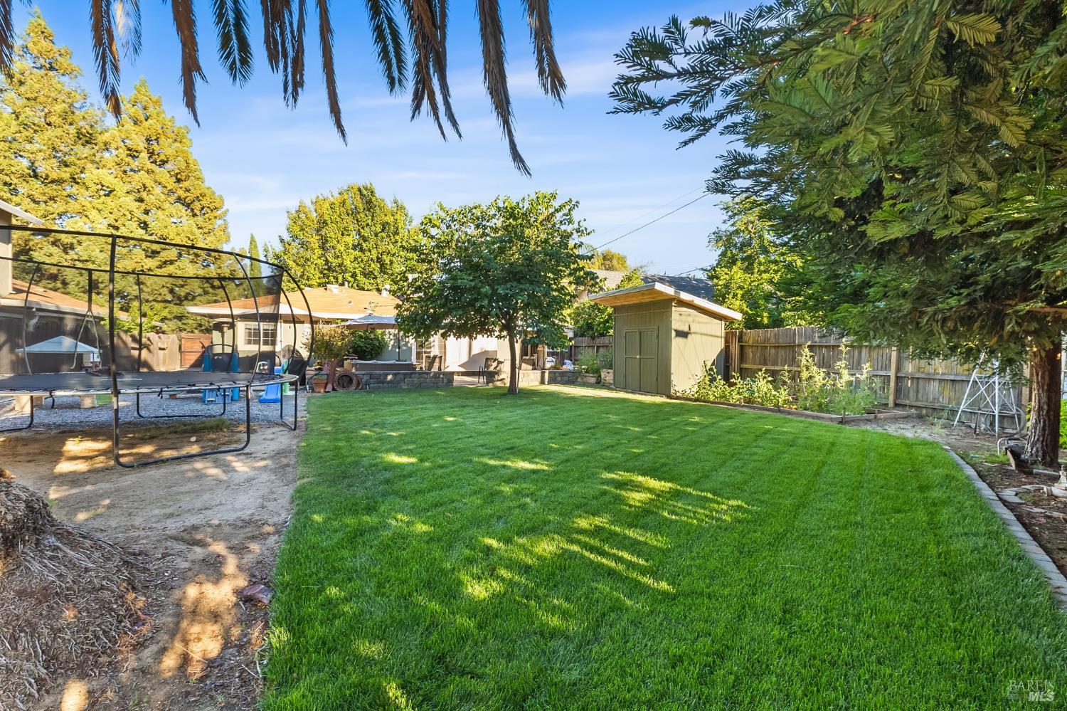 613 N Adams Street Dixon CA 95620