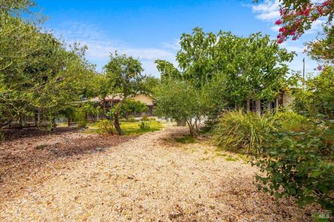 232 Twin Oaks Way Healdsburg CA 95448