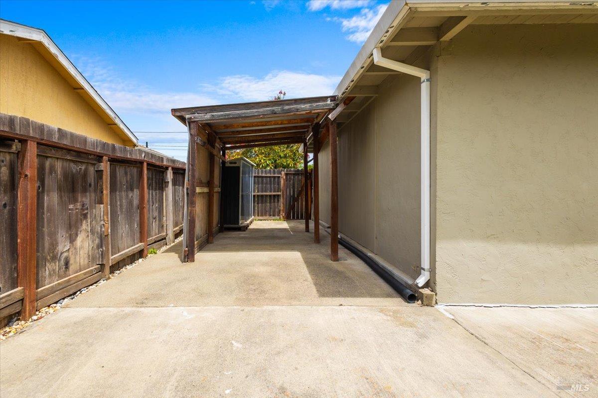 232 Twin Oaks Way Healdsburg CA 95448