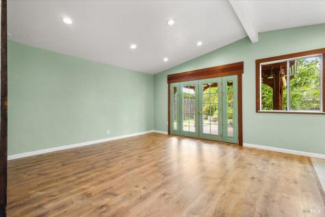 232 Twin Oaks Way Healdsburg CA 95448