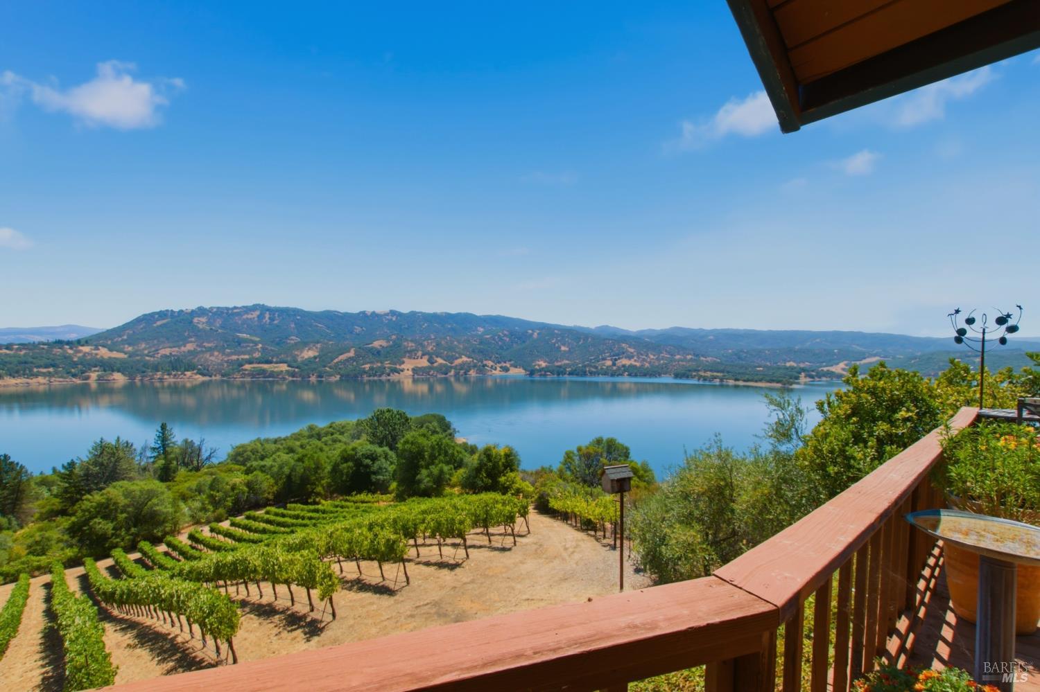 5301 Lake Ridge Drive Ukiah CA 95482