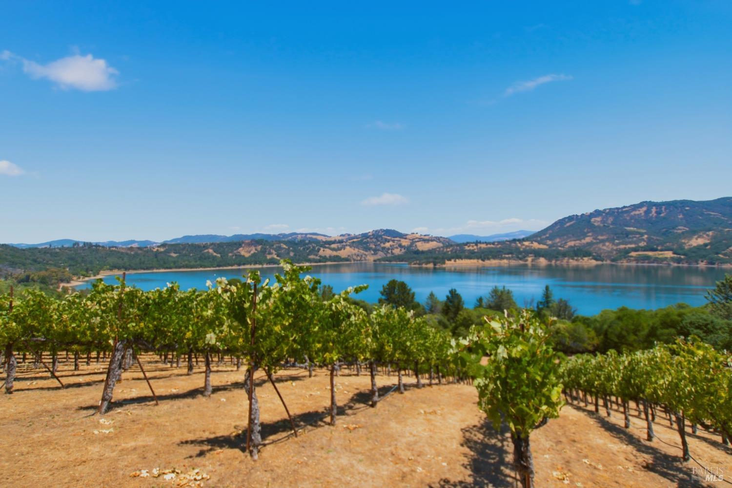 5301 Lake Ridge Drive Ukiah CA 95482