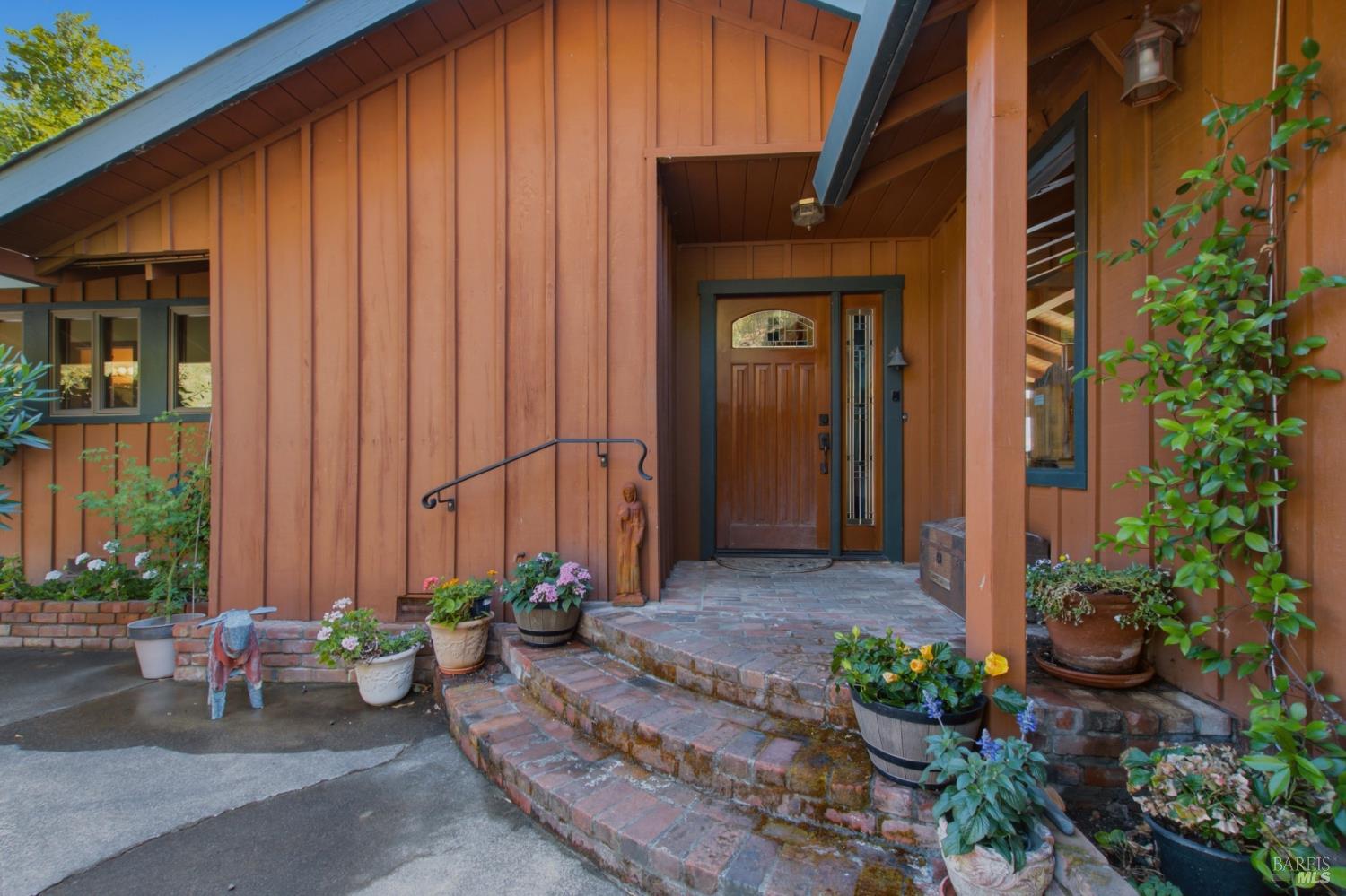 5301 Lake Ridge Drive Ukiah CA 95482