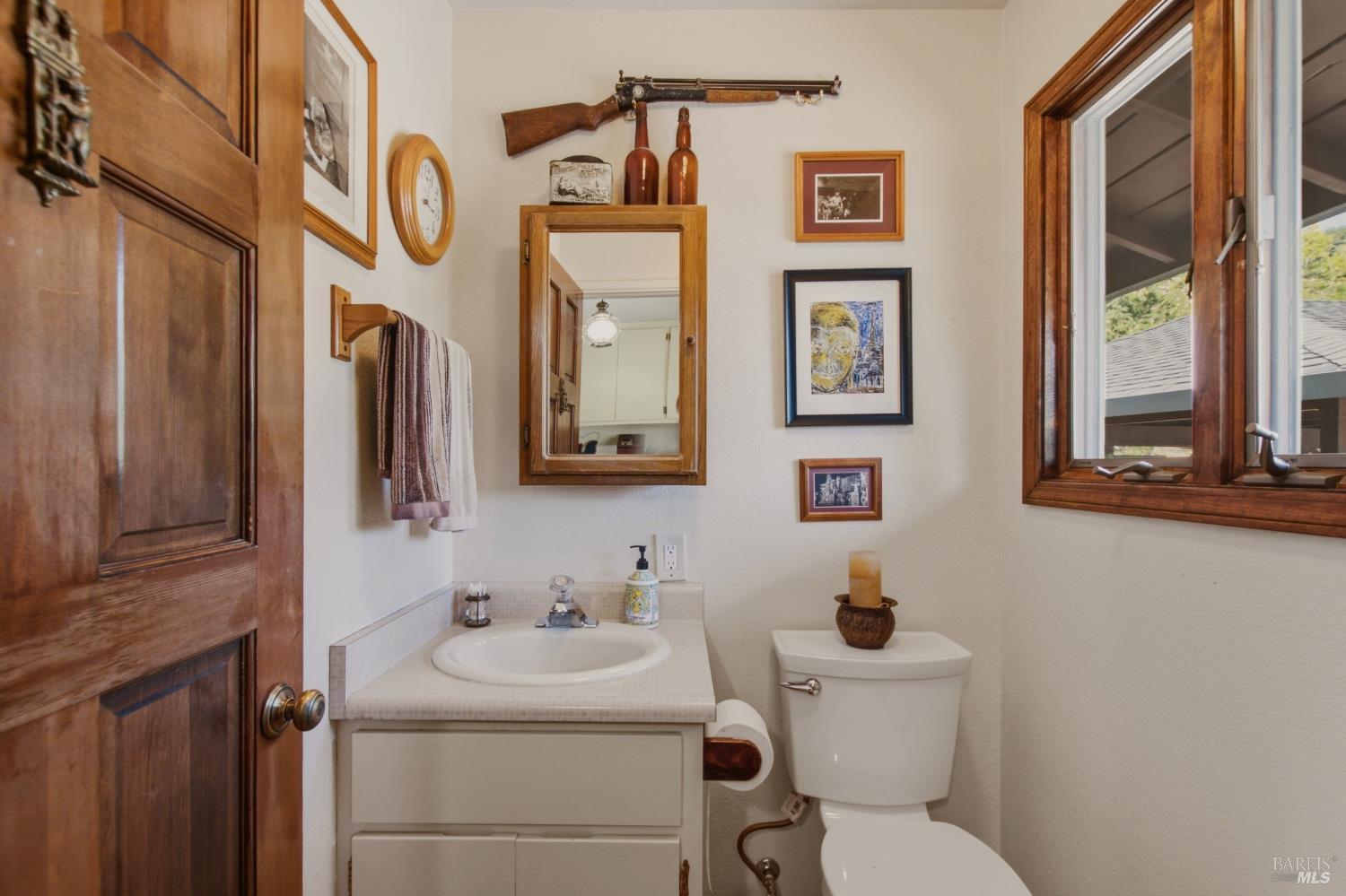 5301 Lake Ridge Drive Ukiah CA 95482