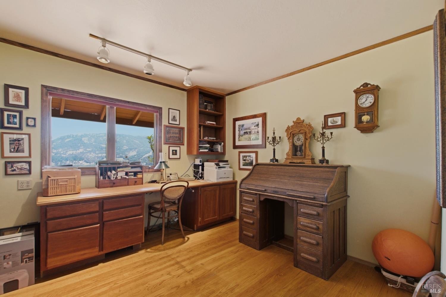 5301 Lake Ridge Drive Ukiah CA 95482