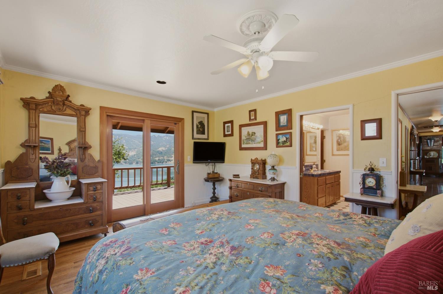5301 Lake Ridge Drive Ukiah CA 95482
