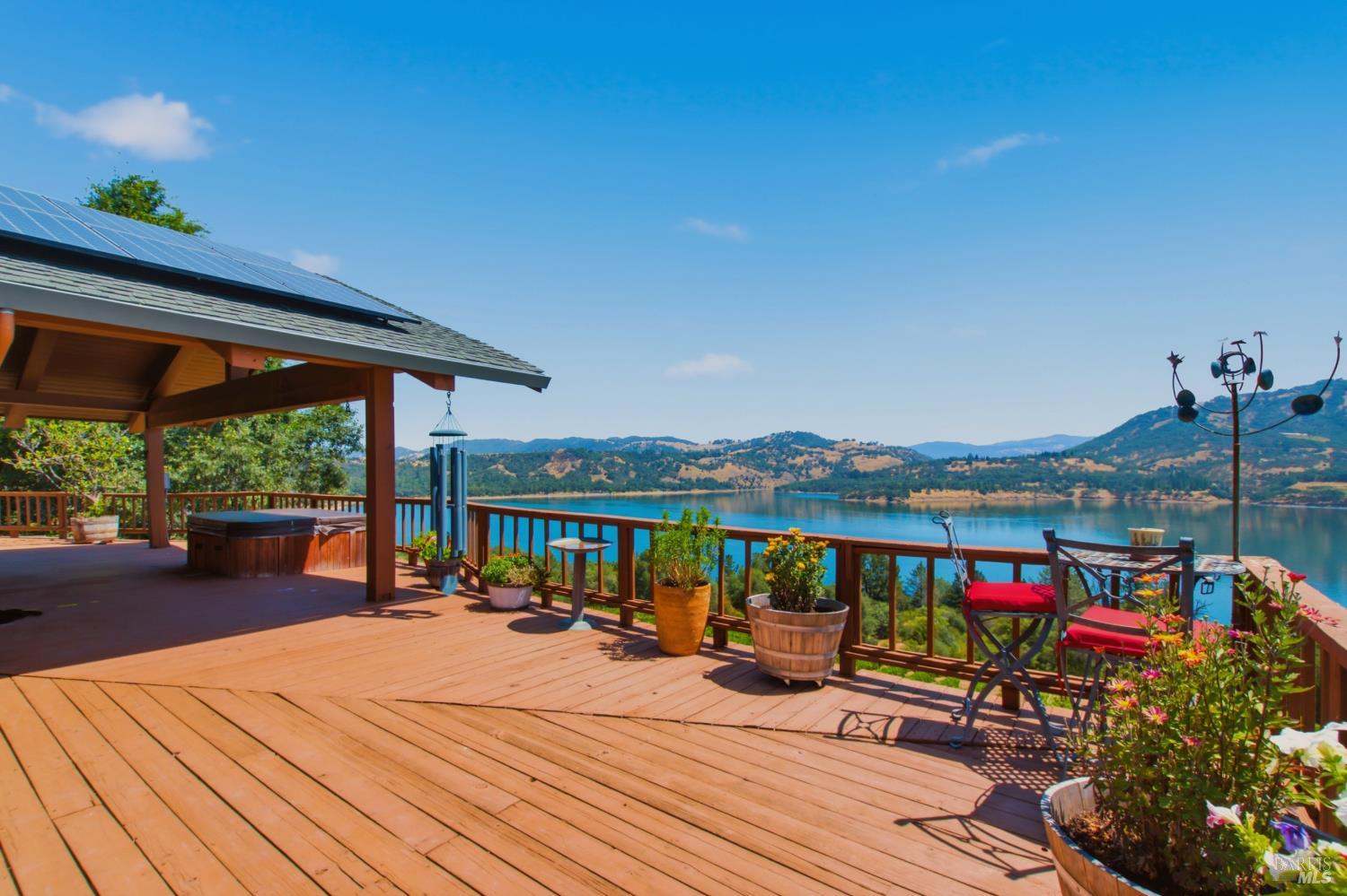 5301 Lake Ridge Drive Ukiah CA 95482