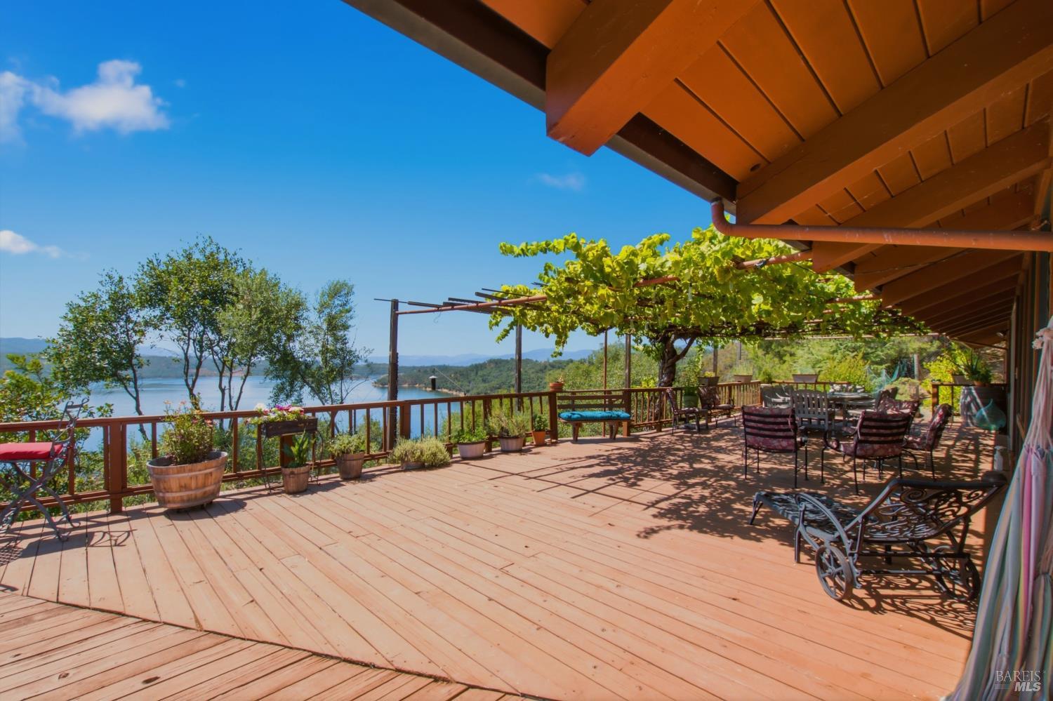 5301 Lake Ridge Drive Ukiah CA 95482
