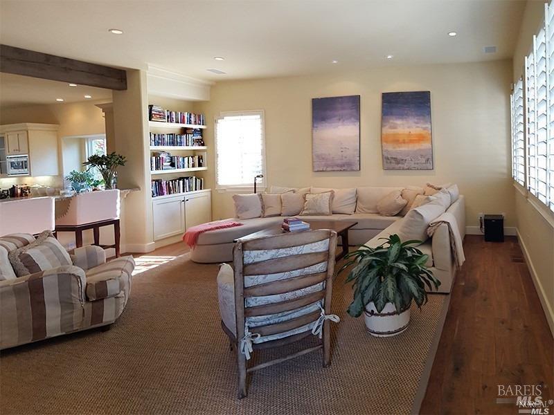 1150 Castle Oaks Drive Napa CA 94558
