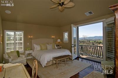 1150 Castle Oaks Drive Napa CA 94558