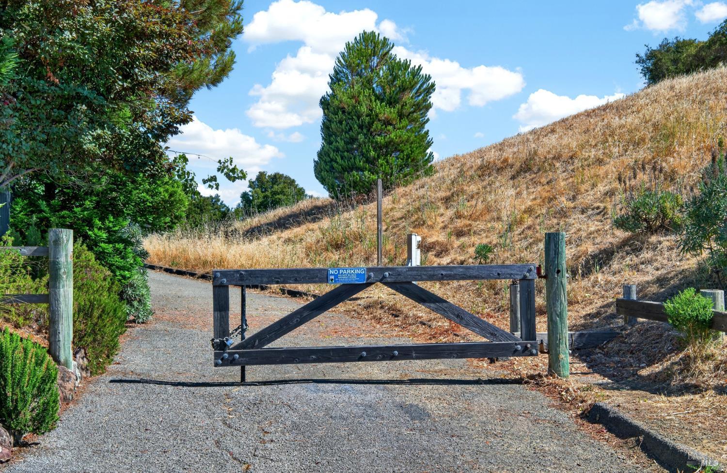 39 Tomahawk Drive San Anselmo CA 94960