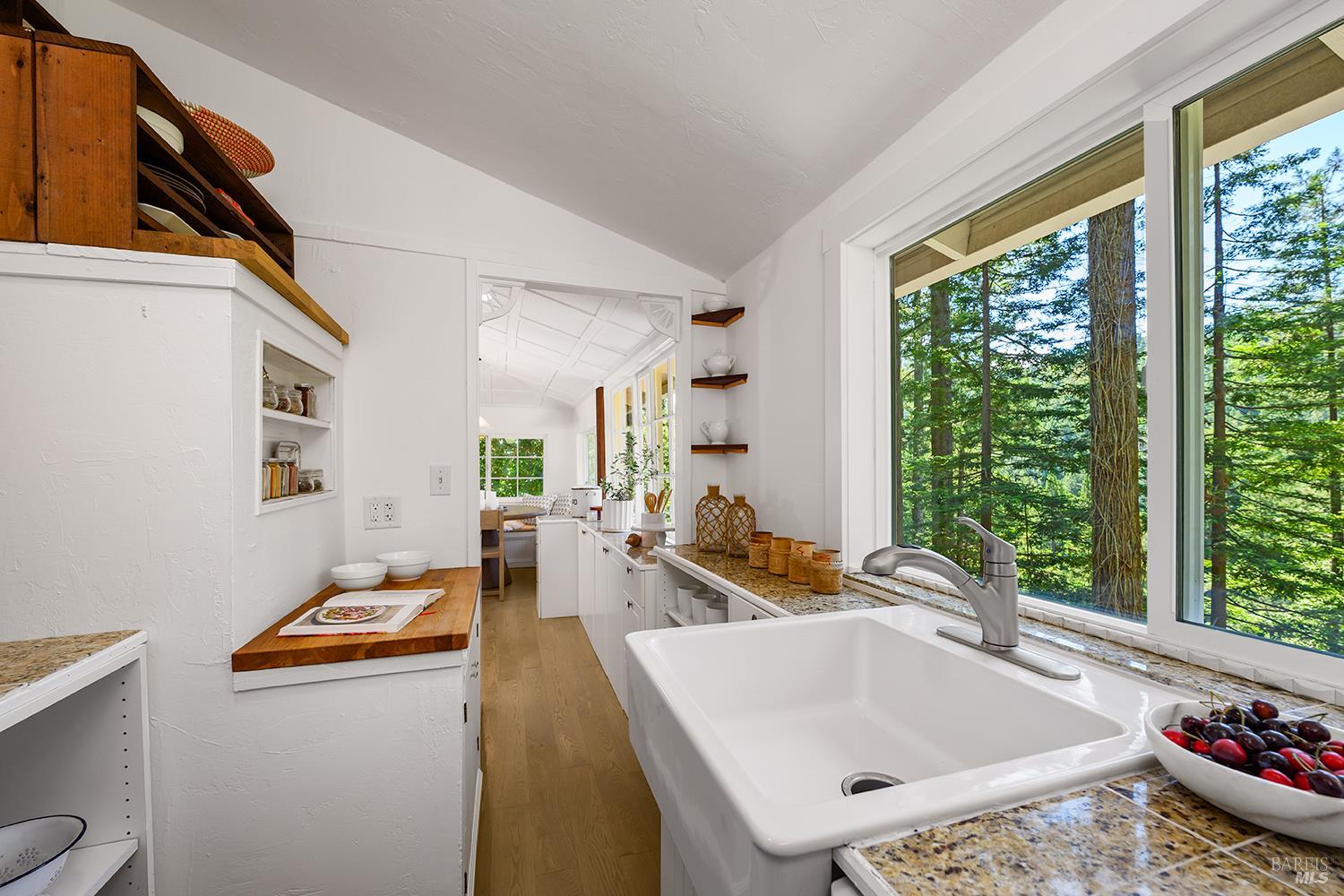 17385 Summit Avenue Guerneville CA 95446