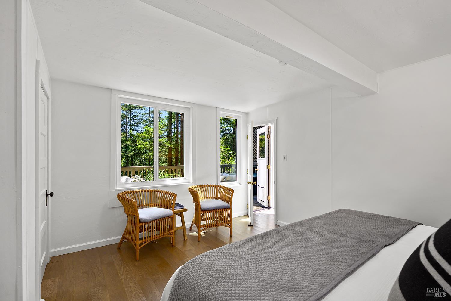 17385 Summit Avenue Guerneville CA 95446