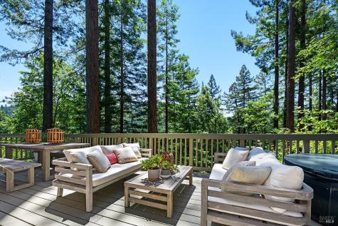 17385 Summit Avenue Guerneville CA 95446