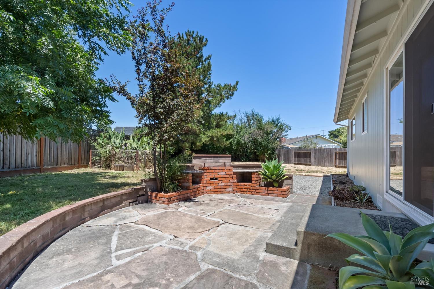 603 Rosina Court Petaluma CA 94954