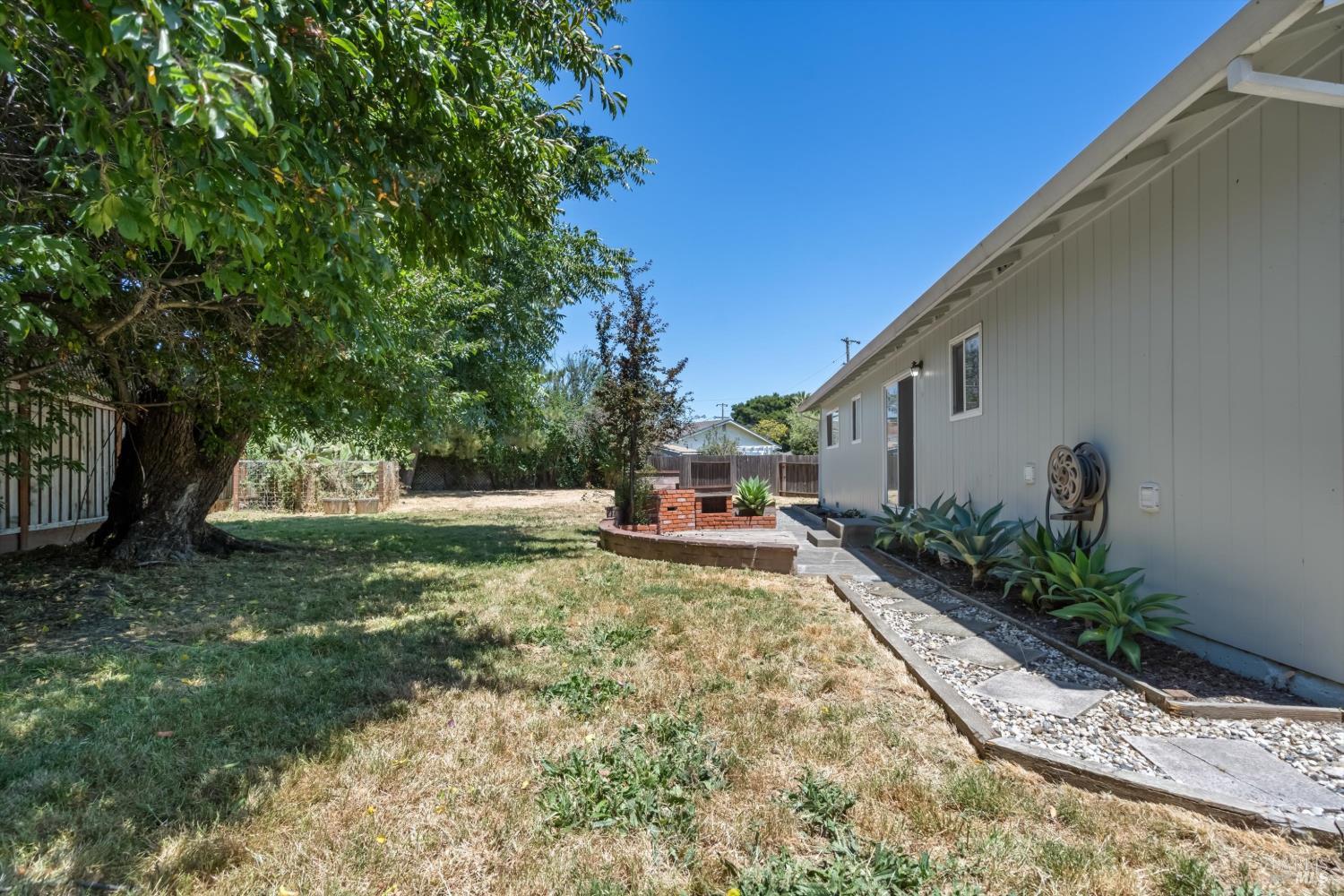 603 Rosina Court Petaluma CA 94954