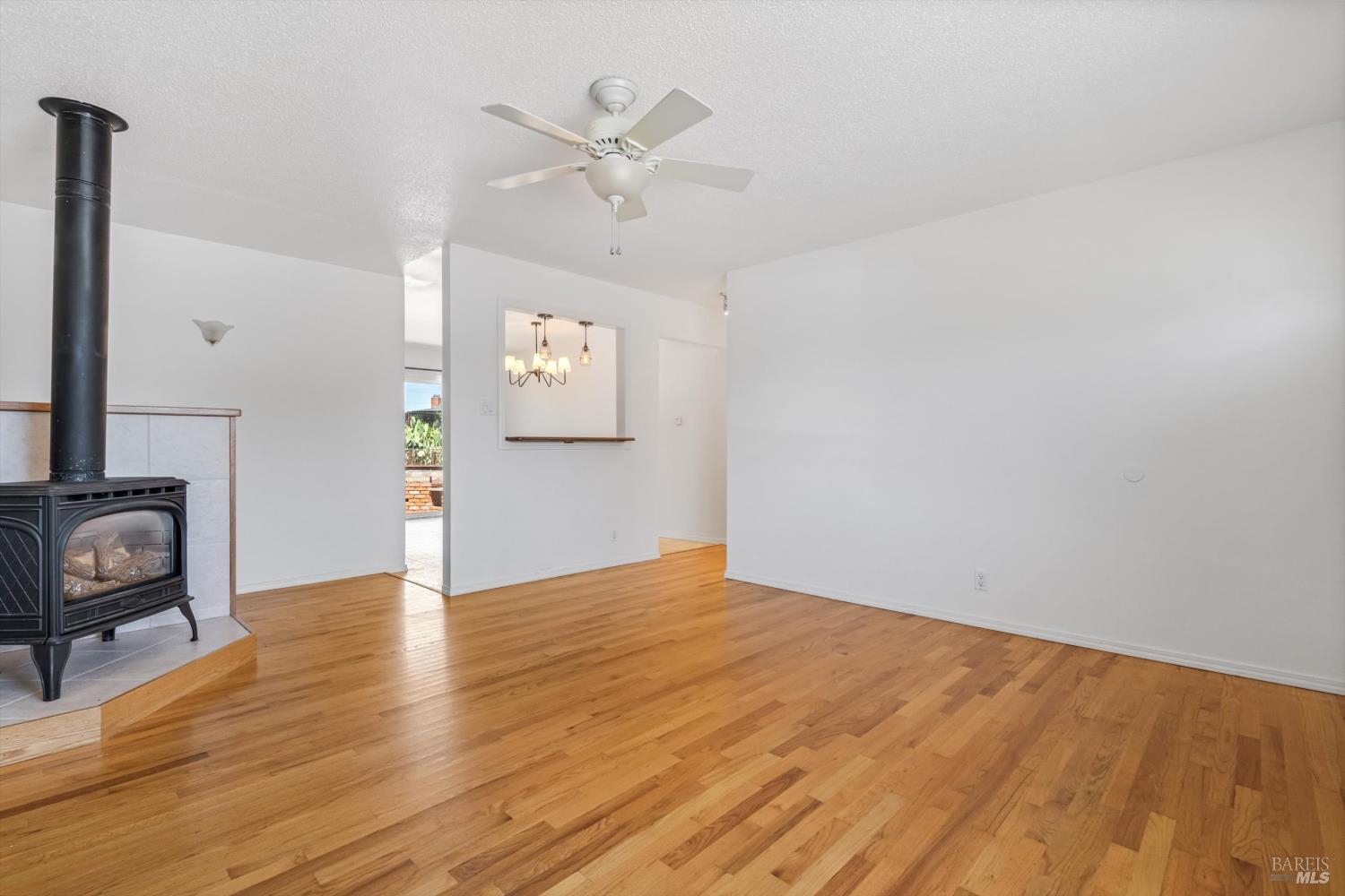 603 Rosina Court Petaluma CA 94954