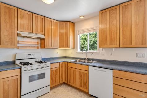 603 Rosina Court Petaluma CA 94954