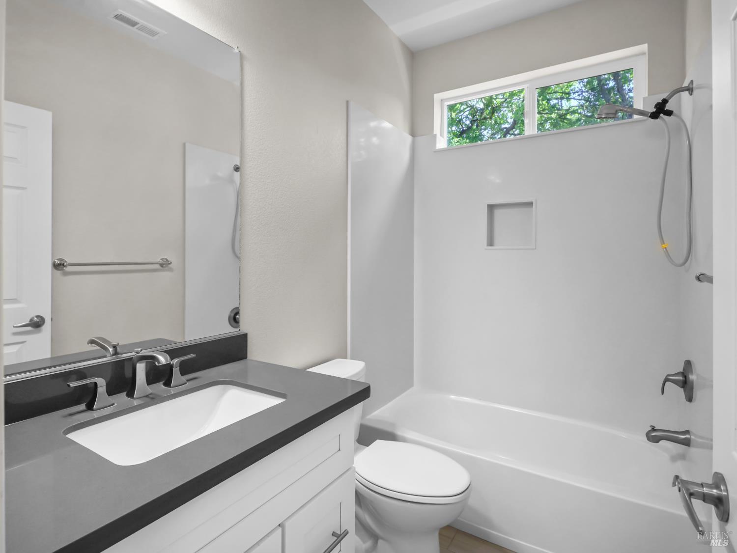 1444 Longship Lane Santa Rosa CA 95401
