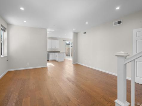 1444 Longship Lane Santa Rosa CA 95401
