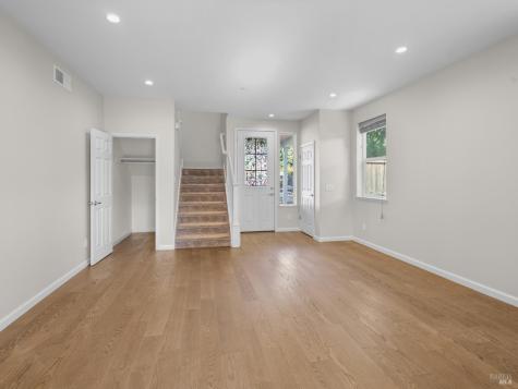 1444 Longship Lane Santa Rosa CA 95401