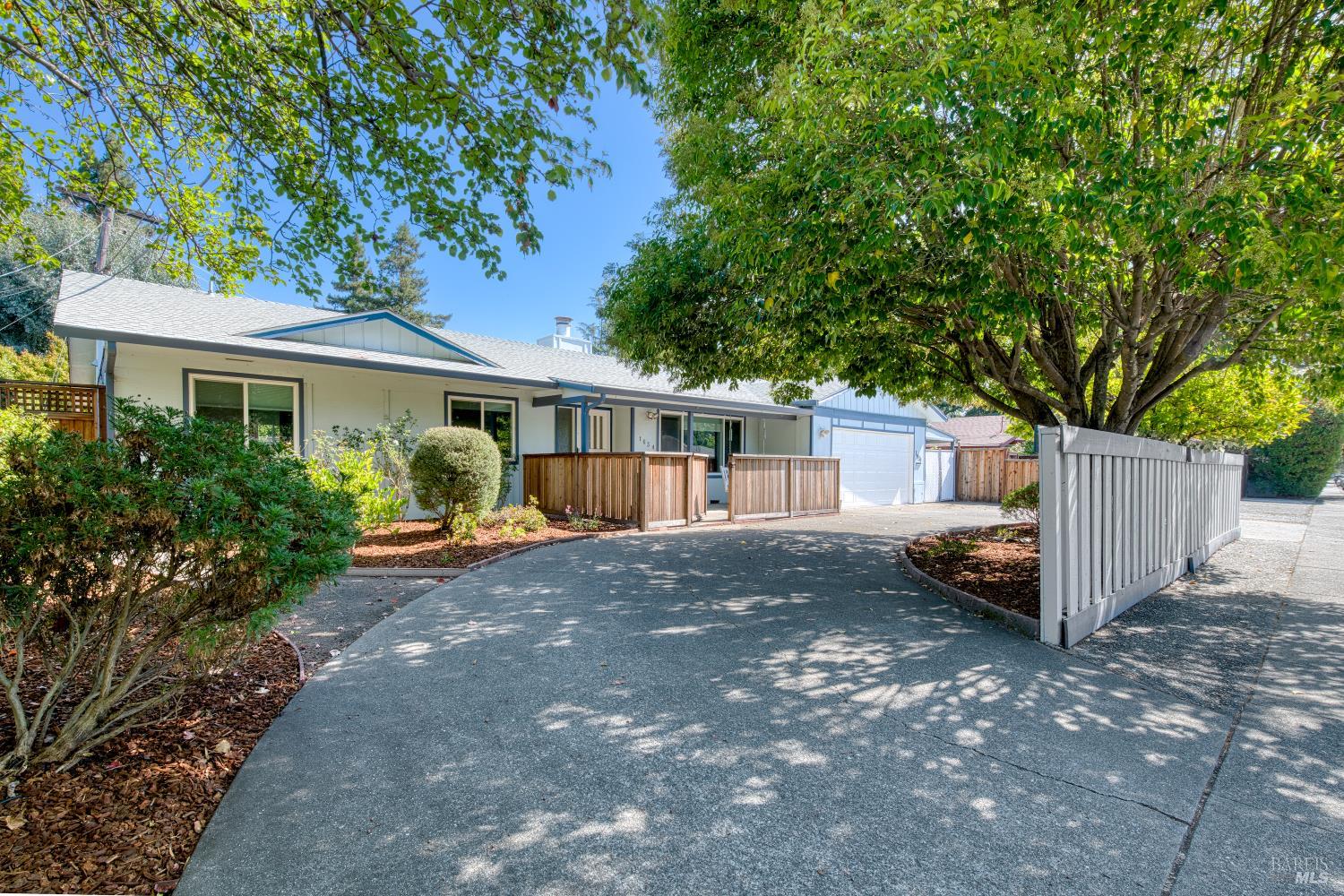 1634 Center Road Novato CA 94947