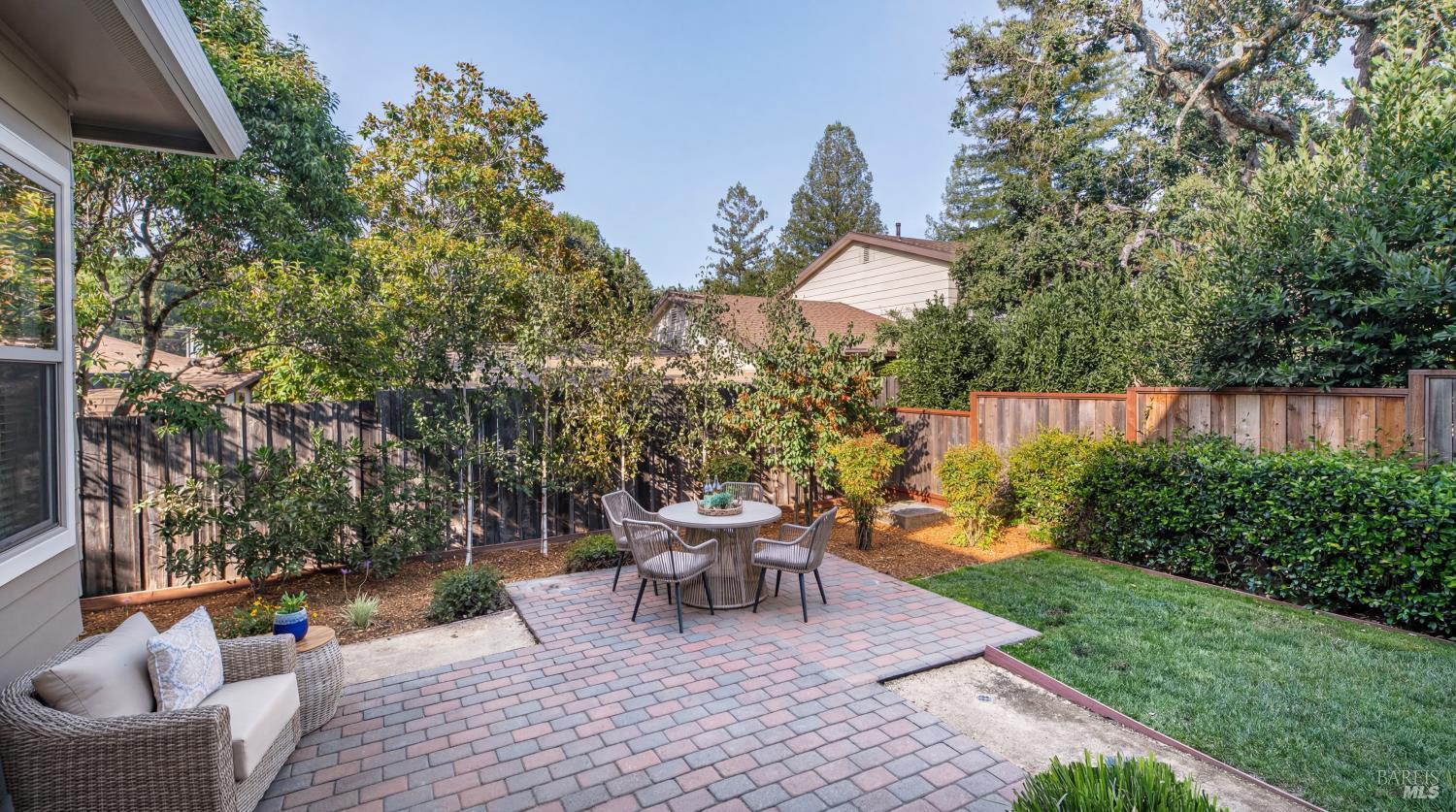 106 Waterford Terrace San Rafael CA 94903