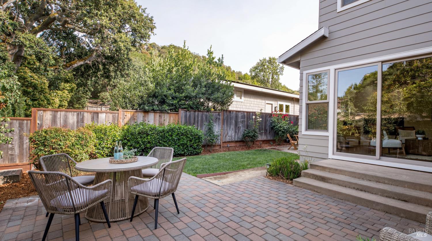 106 Waterford Terrace San Rafael CA 94903