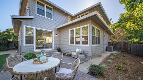 106 Waterford Terrace San Rafael CA 94903