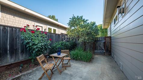 106 Waterford Terrace San Rafael CA 94903