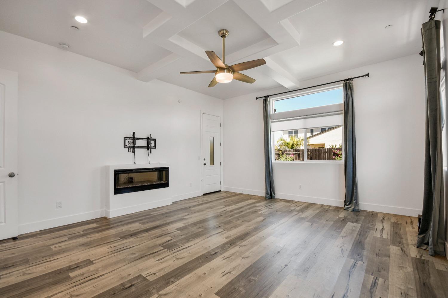 2705 Liberty Drive Woodland CA 95776