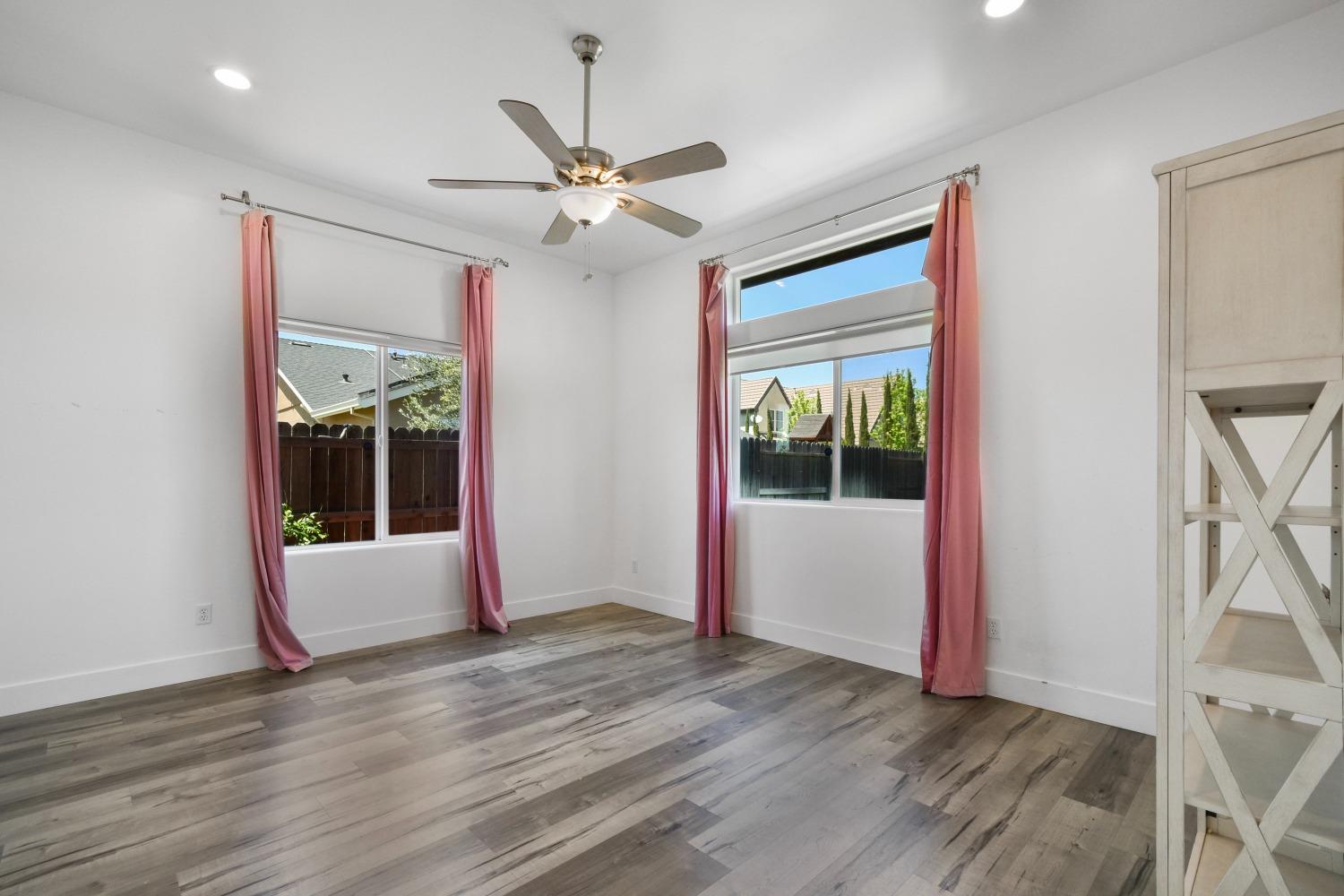 2705 Liberty Drive Woodland CA 95776