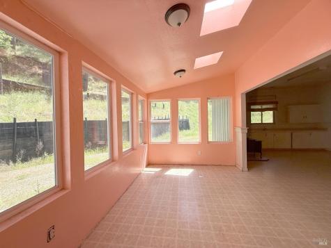 32757 Highway 128 Highway Cloverdale CA 95425