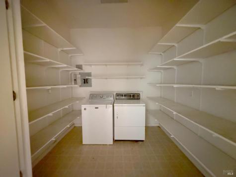 32757 Highway 128 Highway Cloverdale CA 95425